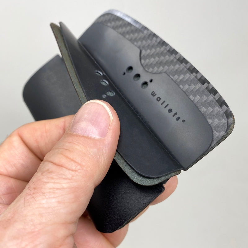 Arch™ Traveler™ - Smooth Black 2CF - PodWallets.com Kurt Jennings