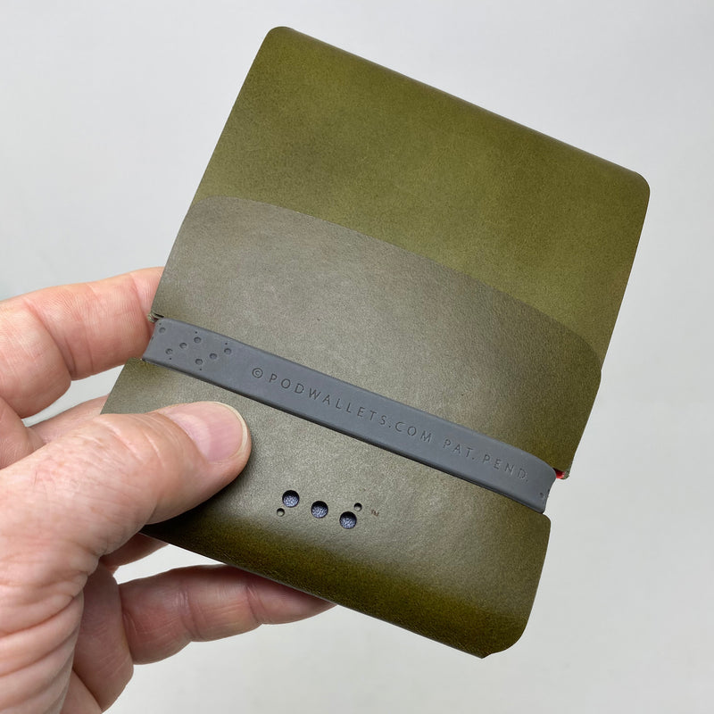 Arch™ Traveler™ - Smooth Olive 3CF - PodWallets.com Kurt Jennings