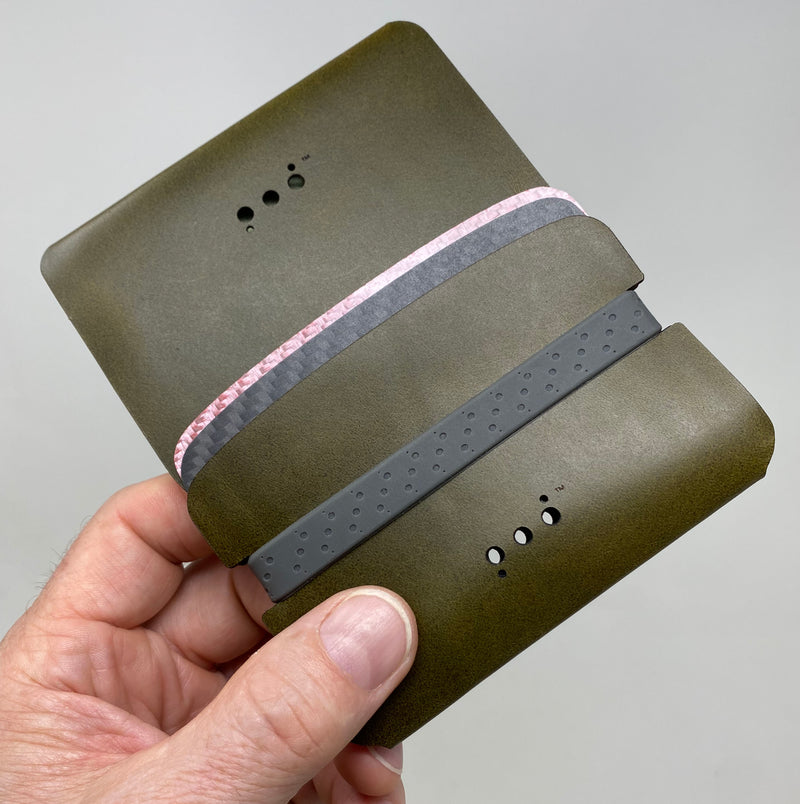 Arch™ Traveler™ - Smooth Olive 3CF - PodWallets.com Kurt Jennings