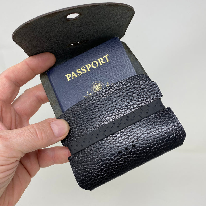 Arch™ Traveler™ - Black/Black - PodWallets.com Kurt Jennings