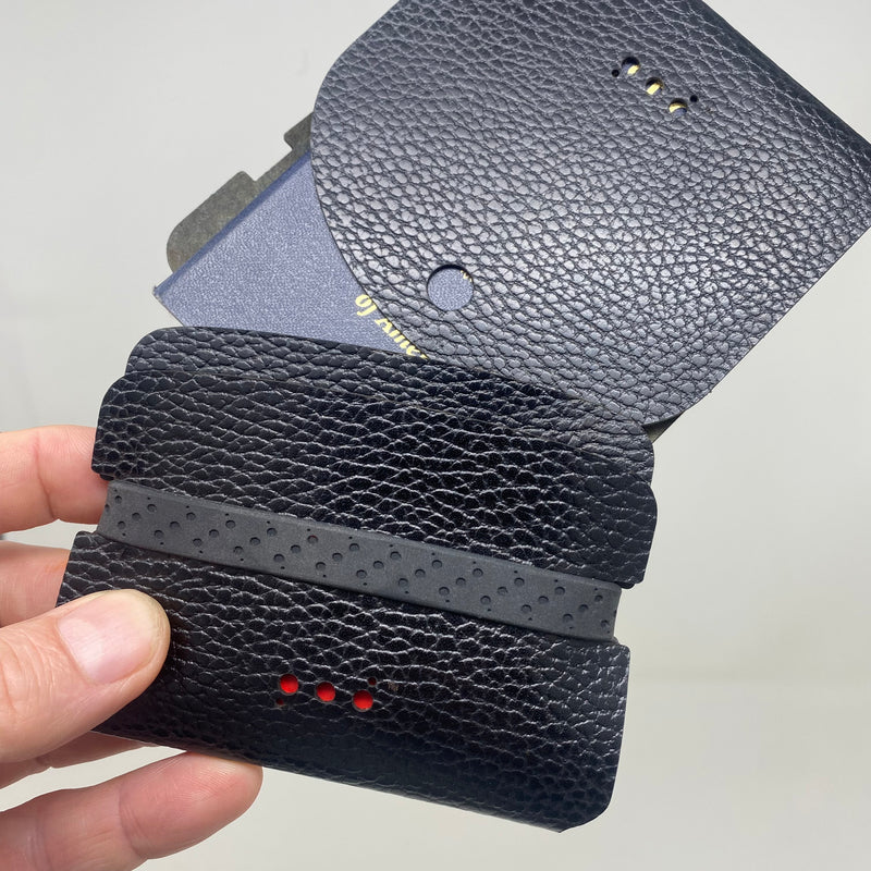 Arch™ Traveler™ - Black/Black - PodWallets.com Kurt Jennings
