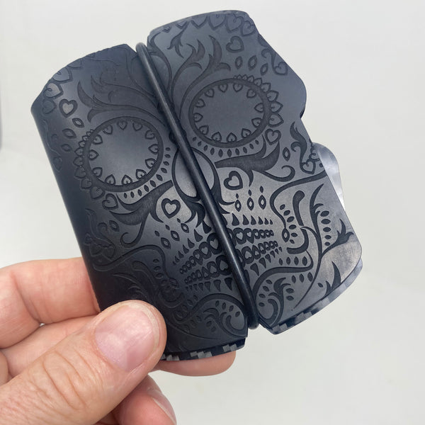 Skull/Rose in Rubber - PodWallets.com Kurt Jennings