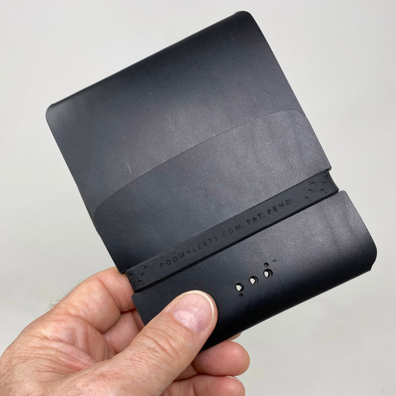 Arch™ Traveler™ - Smooth Black 2CF - PodWallets.com Kurt Jennings